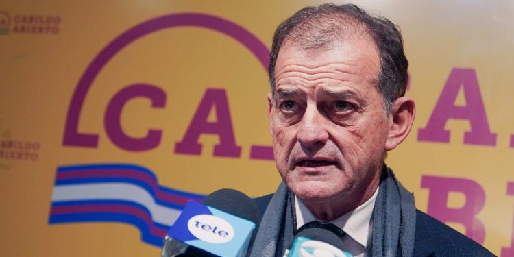Superadas las firmas Por Una Deuda Justa se continuará recolectándolas para prevenir posibles descartes 
