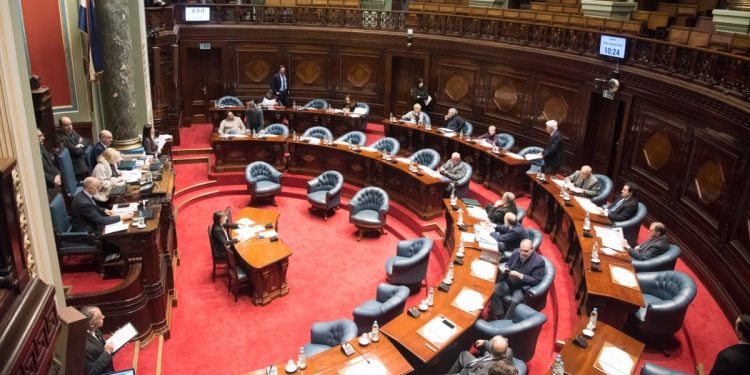 Se otorgarán 13 minutos de publicidad gratuita a cada partido en los canales de TV