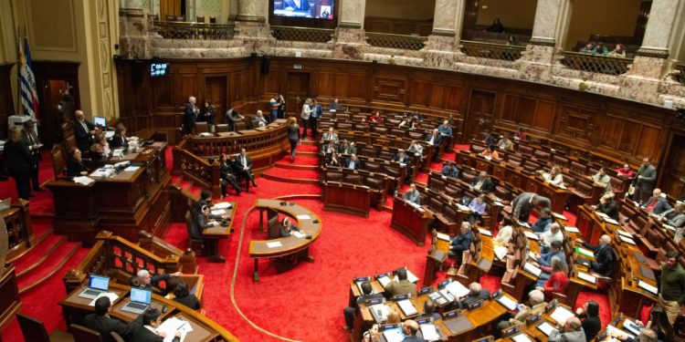 Diputados solicitó al BROU tomar medidas que “alivien la situación de los productores rurales”