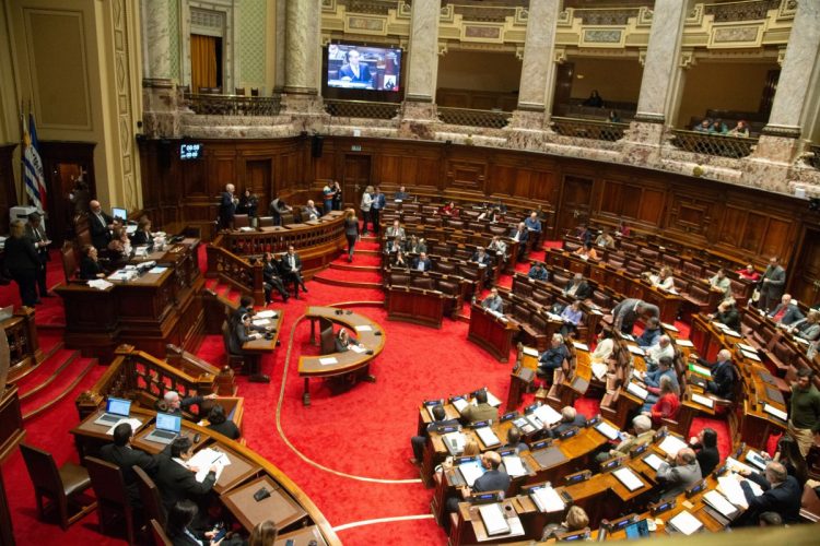 Diputados solicitó al BROU tomar medidas que “alivien la situación de los productores rurales”