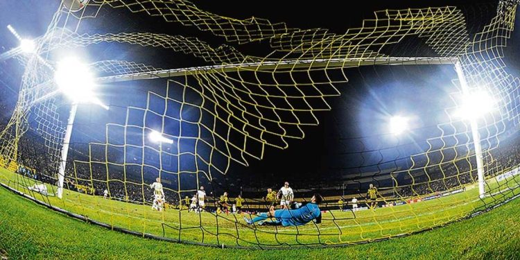 Otra vez de la mano de Diego Aguirre, Peñarol canta “la Copa Libertadores es mi obsesión”