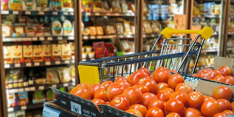 Supermercados australianos son investigados por maniobras que perjudica a productores y clientes