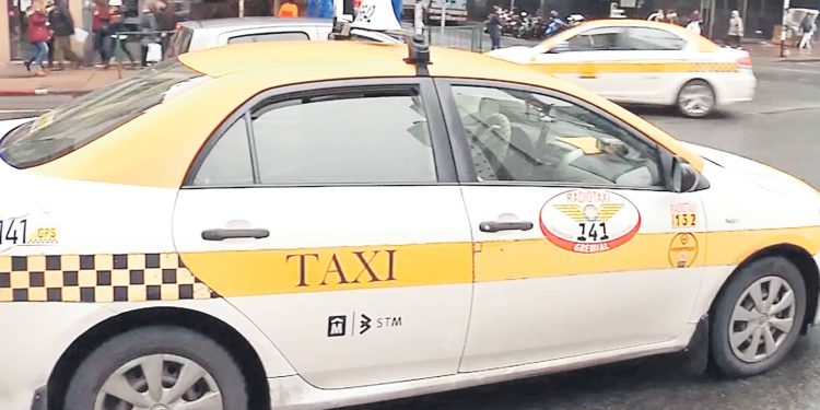 Ministerio de Turismo reconoce labor de los taxistas con los visitantes que llegan en cruceros