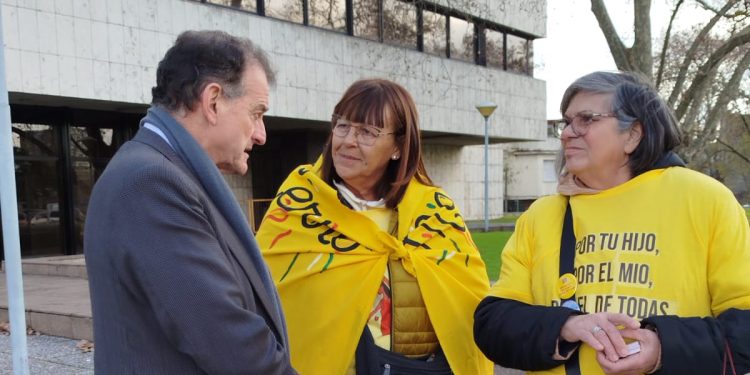 Madres de adictos reclaman por legislación para la prevención, rehabilitación y reinserción social para víctimas del consumo abusivo de drogas