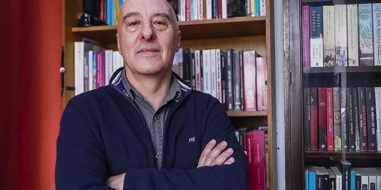 “Un político que dice las cosas que piensa”: nueva biografía de Guido Manini Ríos