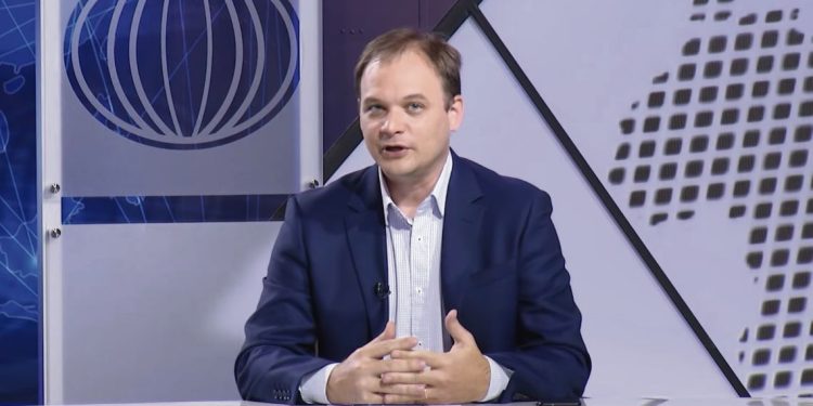 Para Factum, ni la interna del Frente Amplio ni la del Partido Colorado están totalmente definidas