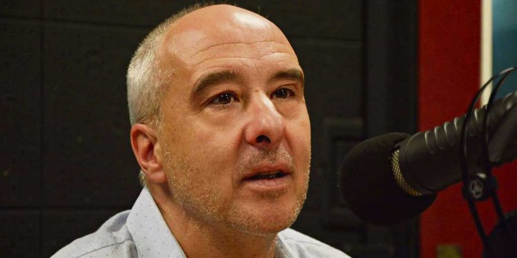 “Un político que dice las cosas que piensa”: nueva biografía de Guido Manini Ríos