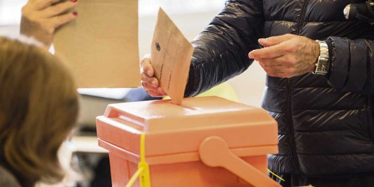 Si en el escrutinio hay discrepancias entre el conteo manual y el digital “predominan las cifras manuales como lo establece la ley”