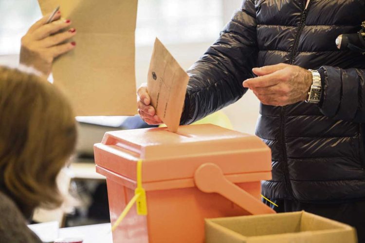 Si en el escrutinio hay discrepancias entre el conteo manual y el digital “predominan las cifras manuales como lo establece la ley”