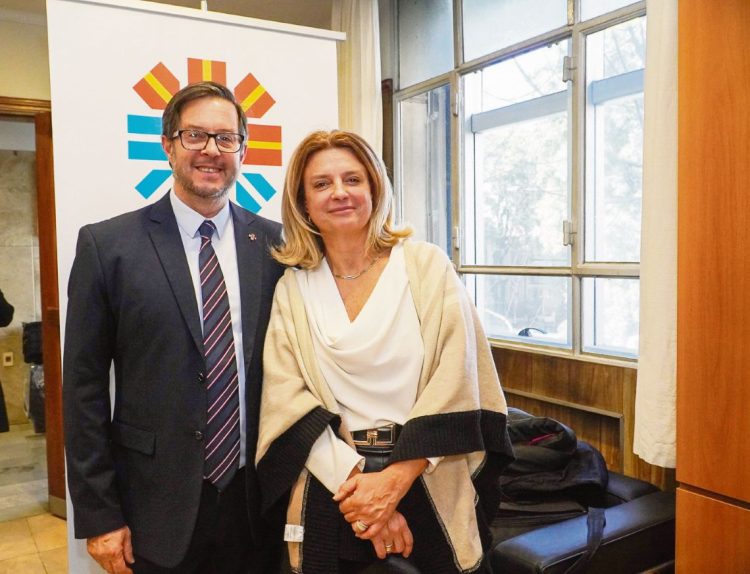 Española Móvil lanzó Tiempo Vital