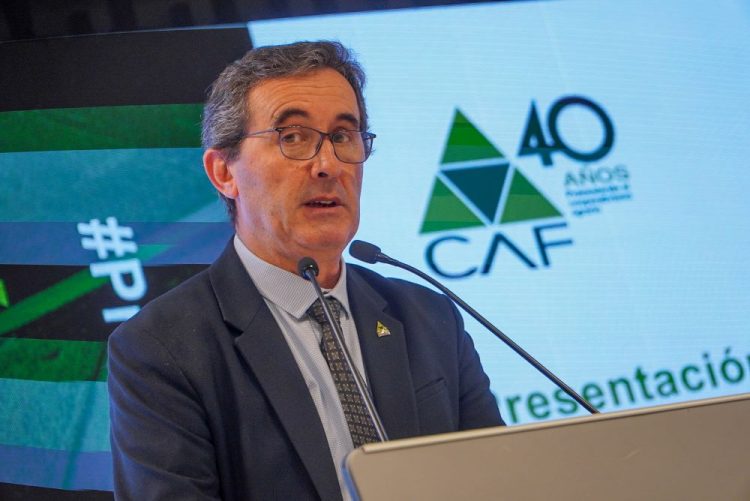 CAF presentó 85 propuestas y pidió ser recibida por los técnicos de los candidatos a la Presidencia