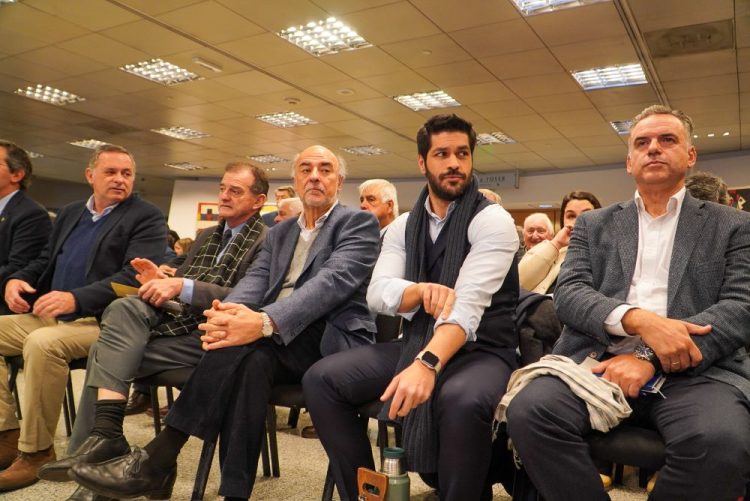 CAF presentó 85 propuestas y pidió ser recibida por los técnicos de los candidatos a la Presidencia