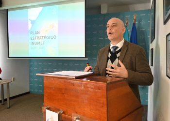 Inumet presentó el plan estratégico hasta 2027 e inauguró el nuevo formato del pronóstico marino