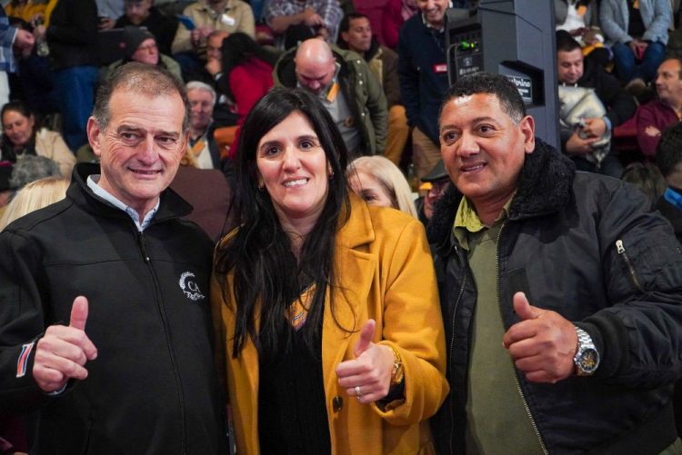 Cabildantes respaldaron a la Dra. Lorena Quintana como compañera de fórmula de Manini Ríos