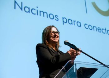 Antel celebró sus 50 años con una gala en Auditorio del Sodre