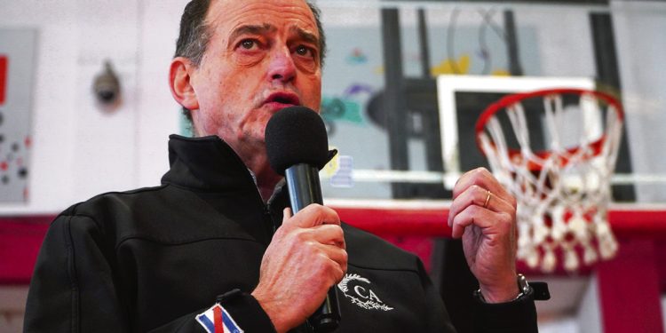 “No debemos permitir que se ahogue nuestra voz con una billetera gruesa”