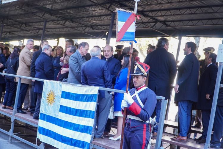 Acto por el 194° aniversario de la Jura de la Constitución en imágenes