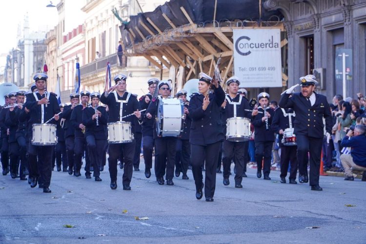 Acto por el 194° aniversario de la Jura de la Constitución en imágenes