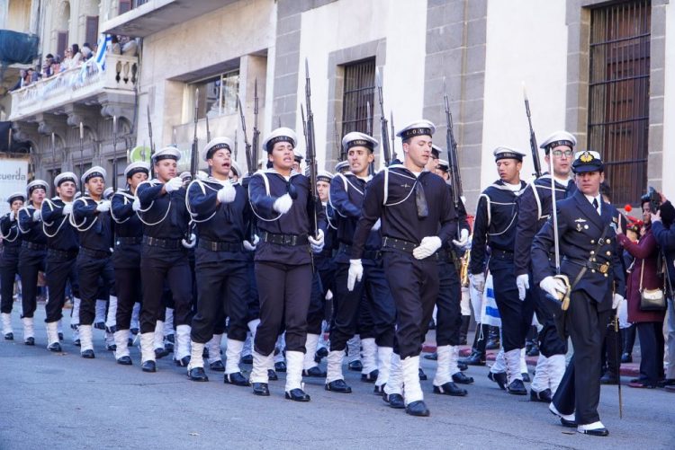 Acto por el 194° aniversario de la Jura de la Constitución en imágenes