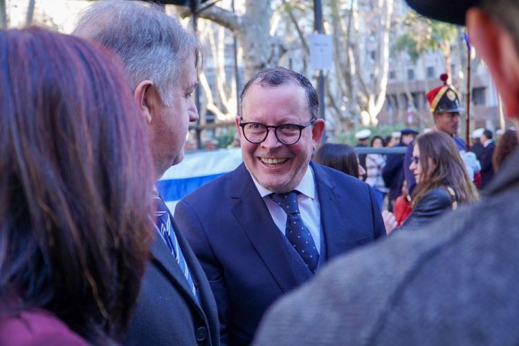 Acto por el 194° aniversario de la Jura de la Constitución en imágenes