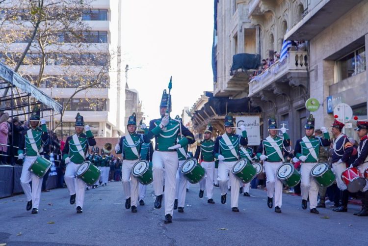 Acto por el 194° aniversario de la Jura de la Constitución en imágenes