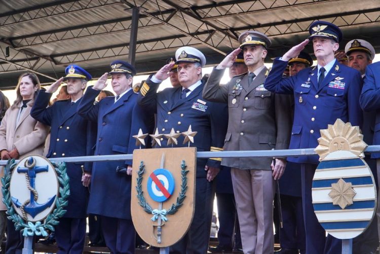 Acto por el 194° aniversario de la Jura de la Constitución en imágenes