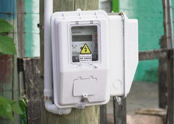 Tarifas elevadas: Se obligó a UTE a comprar más energía de la que se necesitaba