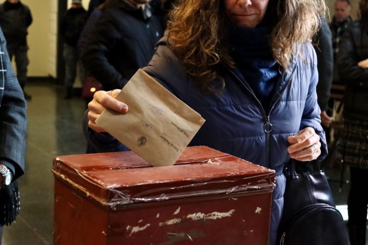 Un 70% de los uruguayos no incide en la configuración de sus opciones electorales de cara octubre