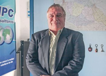 “El Partido Colorado se acerca lentamente al Partido Nacional en intención de voto”