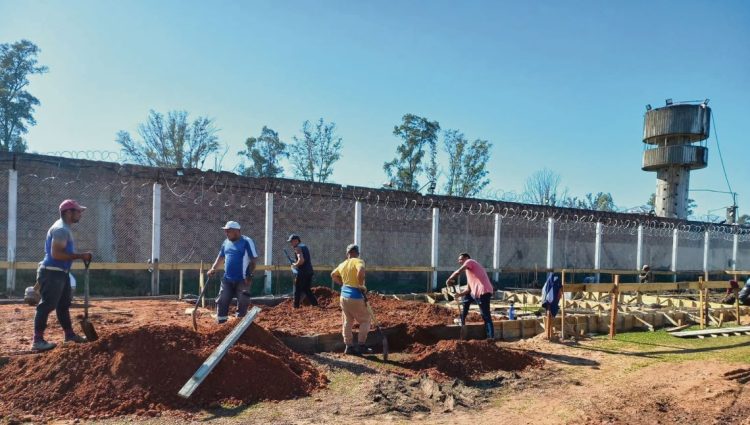 Privados de libertad, rehabilitación social y atraso cambiario