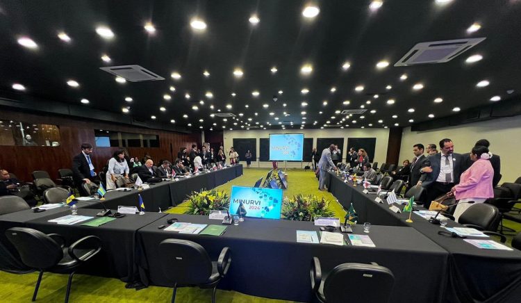 MVOT participó de foro que reunió a las máximas autoridades de Vivienda y Urbanismo de América Latina y el Caribe