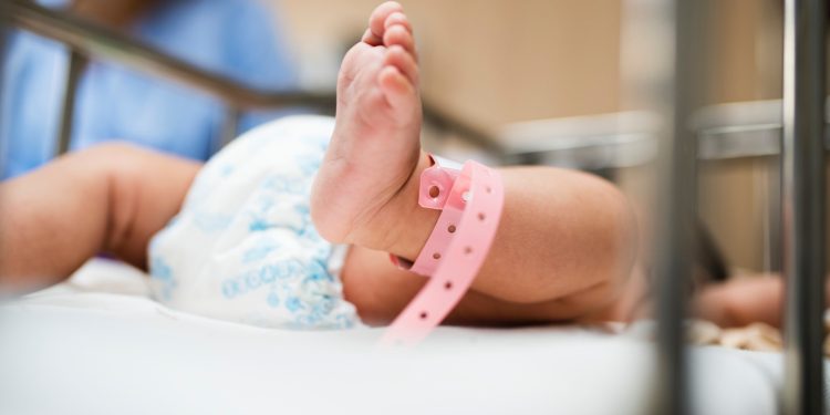 “Es bastante incompatible pensar que la gente va a querer seguir teniendo hijos en Uruguay si los costos de vida son los que son”