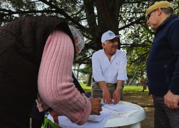 El plebiscito Deuda Justa va rumbo a ser una realidad: ya hay 328 mil firmas