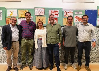 Una fundación que incentiva a los jóvenes a culminar el bachillerato