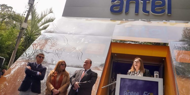 En octubre Antel dará cobertura 5G en 500 sitios de todo el país