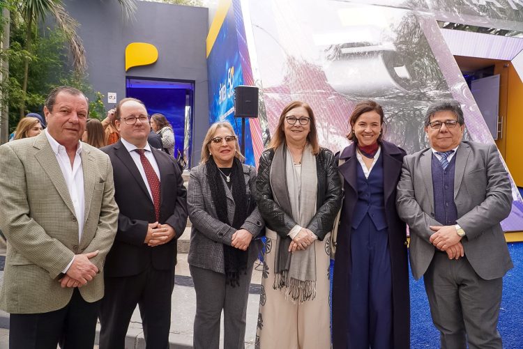 En octubre Antel dará cobertura 5G en 500 sitios de todo el país