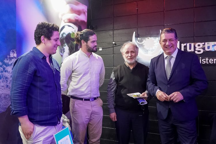 “Cabildo Abierto tiene un programa de gobierno para afrontar el futuro del país con coraje”