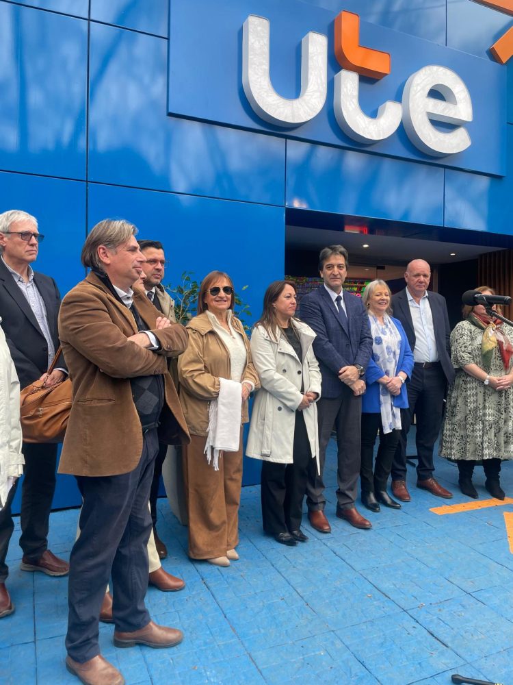 UTE inauguró stand en Expo Prado con el objetivo de seguir mejorando la calidad del servicio en zonas urbanas y rurales