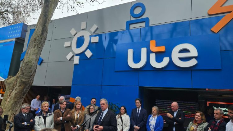 UTE inauguró stand en Expo Prado con el objetivo de seguir mejorando la calidad del servicio en zonas urbanas y rurales
