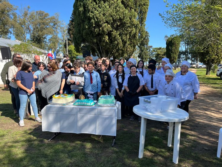 Proyecto Educativo Santa Ana: una década de oportunidades para los adolescentes y jóvenes del interior profundo