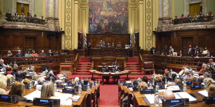 Finaliza la 49ª legislatura con la aprobación de más de 460 leyes