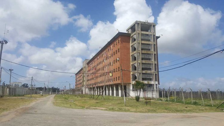 Cárceles en Uruguay: hacinamiento y 3000 presos menores de 24 años