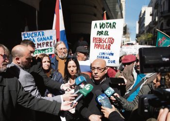 Posibilidad de que se apruebe plebiscito del Pit-Cnt lleva a que algunos frenteamplistas empiecen campaña por el No