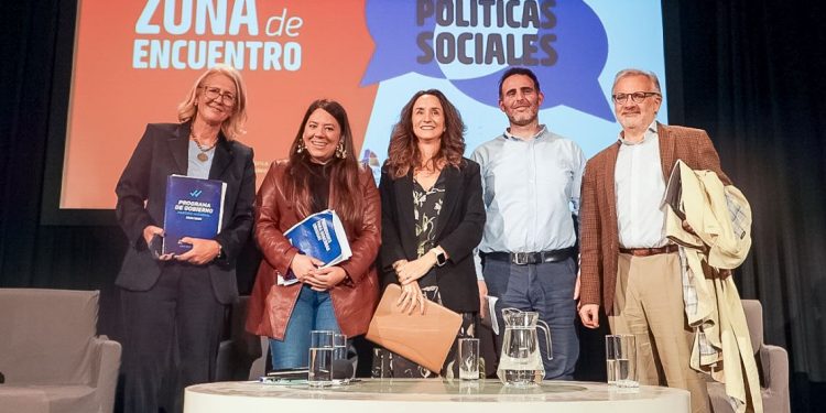 Partidos coinciden en la necesidad de atender de manera urgente la pobreza infantil y la situación carcelaria