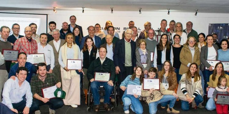 Uruguay trabaja y premia a los que construyen “la oveja del futuro”
