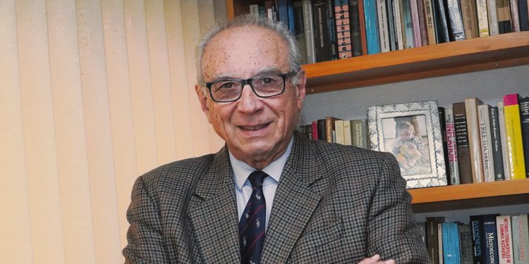 “La elevada carga tributaria y el atraso cambiario fenomenal afectan a las actividades productivas”