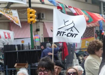 Comunistas, sindicatos y plebiscito