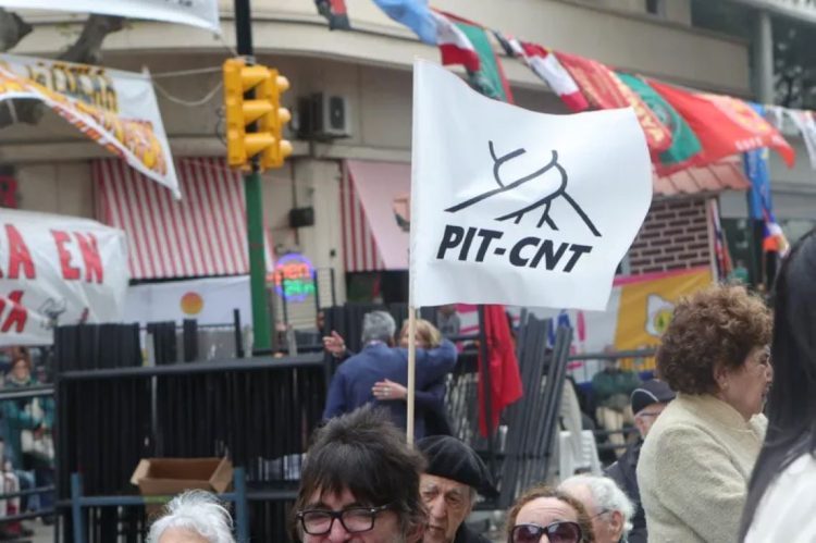 Comunistas, sindicatos y plebiscito