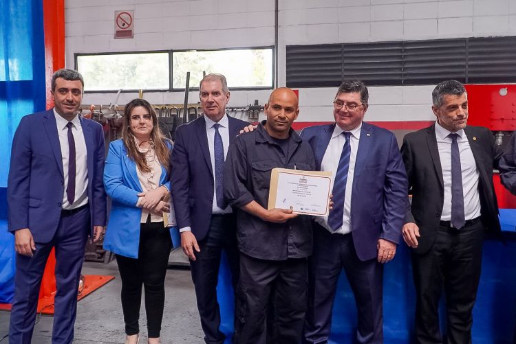 Cutcsa recibió 15 pasantes de UTU en un programa que ya suma 66