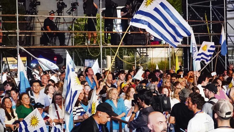 “Hubo una suma de desaciertos cuyos resultados se cosechan hoy”